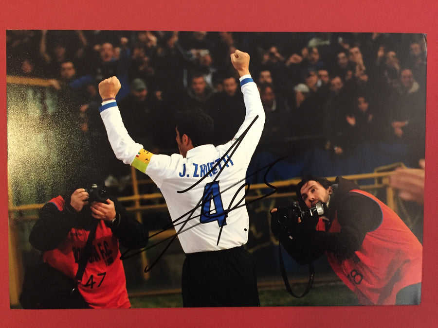 INTER MILAN - JAVIER ZANETTI - SIGNERT BILDE MED EKTEHETSBEVIS/COA