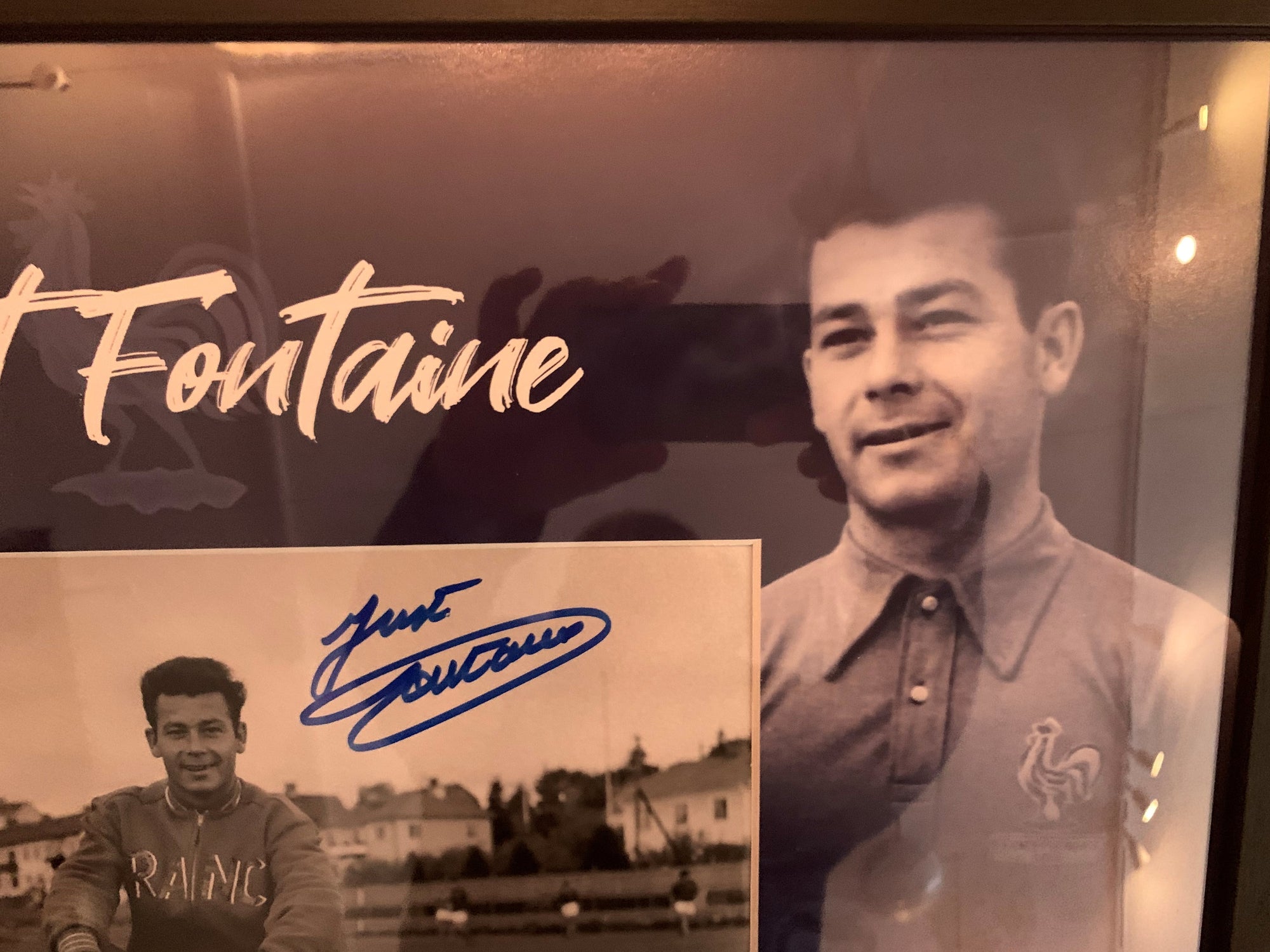 FRANKRIKE - JUST FONTAINE - SIGNERT BILDE I "ART-FRAME" MED EKTEHETSBEVIS