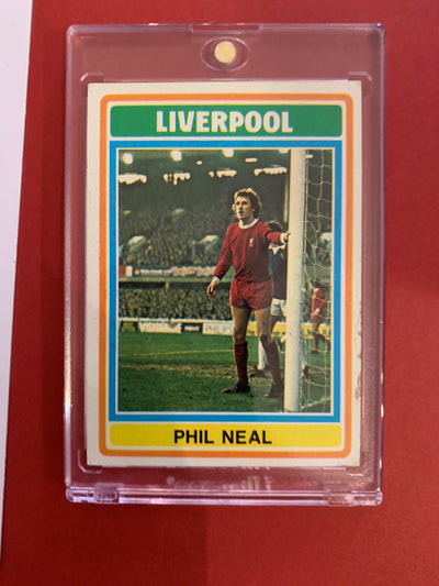 LIVERPOOL - PHIL NEAL - SIGNERT ANFIELD ROAD SKILT MED EKTEHETSBEVIS/COA