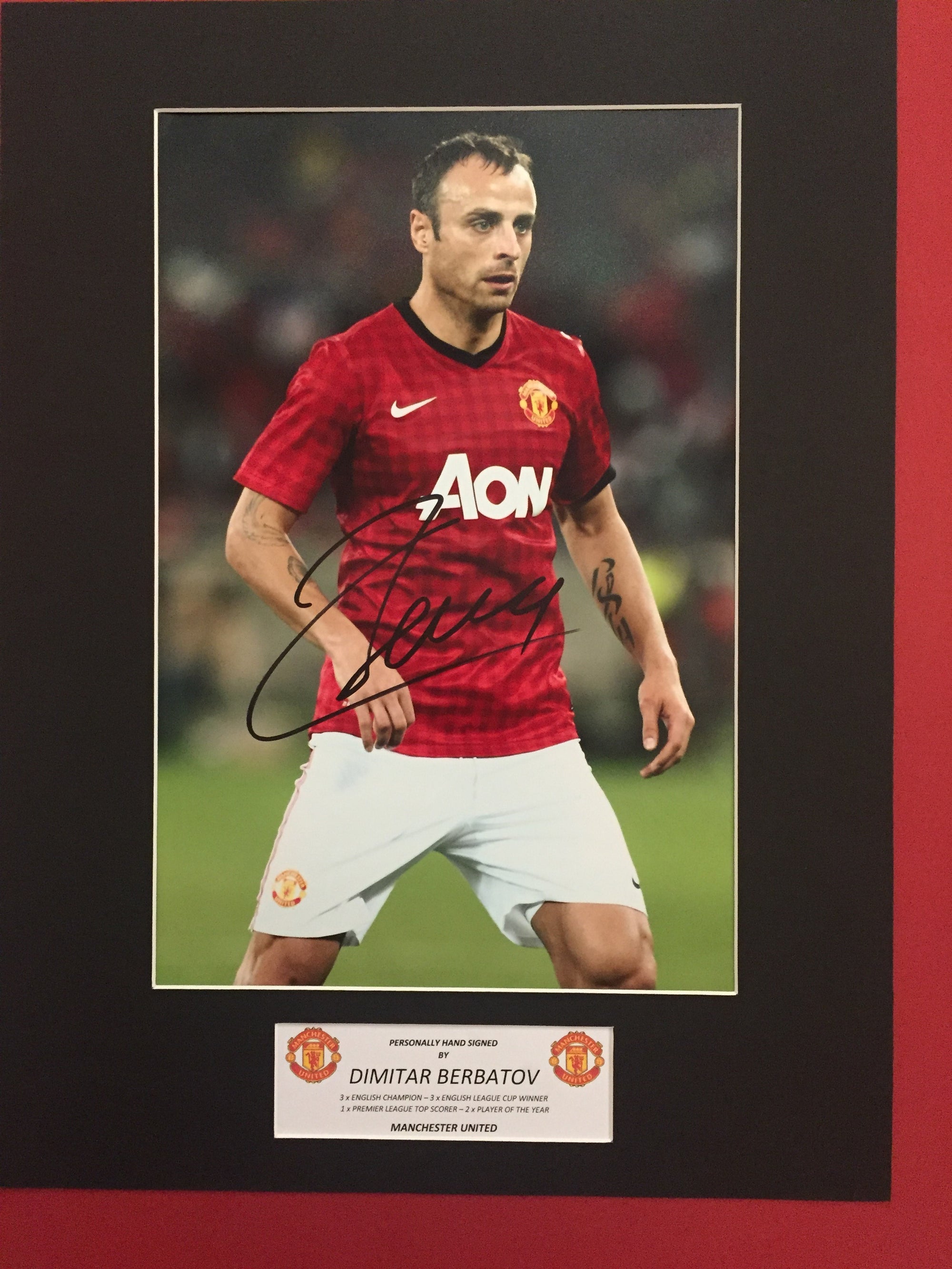 DIMITAR BERBATOV - SIGNERT BILDE MED EKTEHETSBEVIS/COA