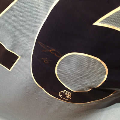RIYAD MAHREZ - SIGNERT DRAKT MED EKTEHETSBEVIS/COA