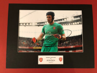 PETR CECH - SIGNERT BILDE MED EKTEHETSBEVIS/COA