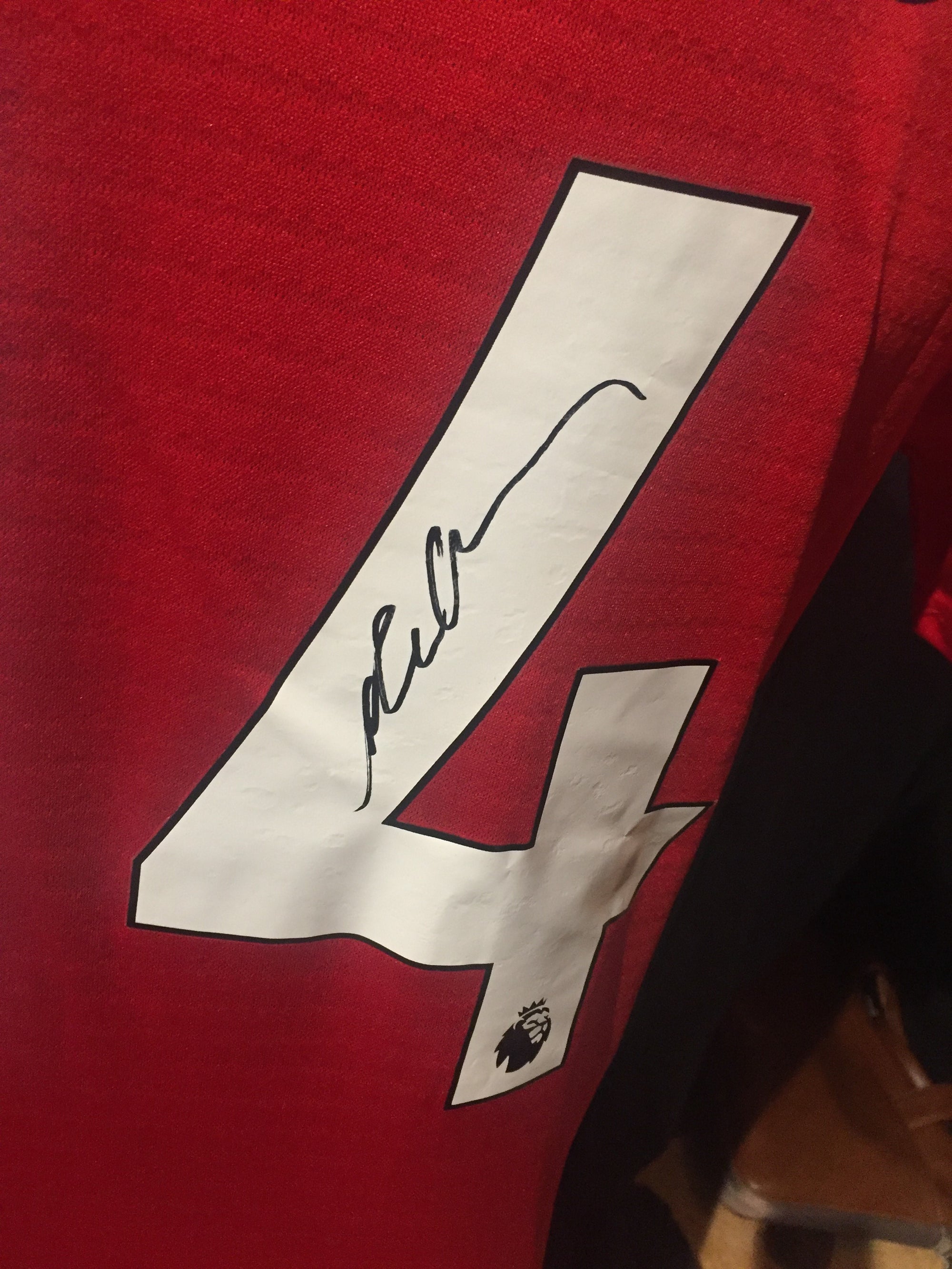 JESSE LINGARD - SIGNERT DRAKT MED EKTEHETSBEVIS/COA