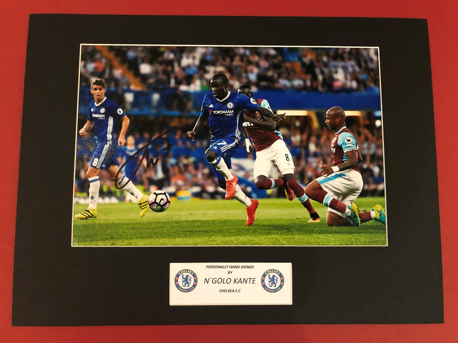 CHELSEA - N`GOLO KANTE - SIGNERT BILDE MED EKTEHETSBEVIS/COA