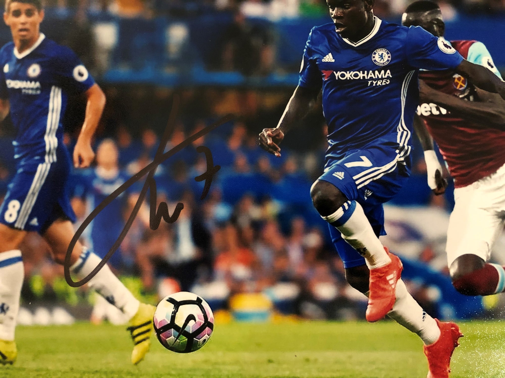 CHELSEA - N`GOLO KANTE - SIGNERT BILDE MED EKTEHETSBEVIS/COA