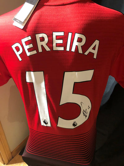 MANCHESTER UNITED - ANDREAS PEREIRA - SIGNERT DRAKT MED EKTEHETSBEVIS/COA