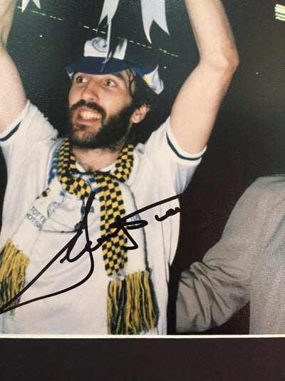 TOTTENHAM - RICARDO VILLA - SIGNERT BILDE MED EKTEHETSBEVIS/COA