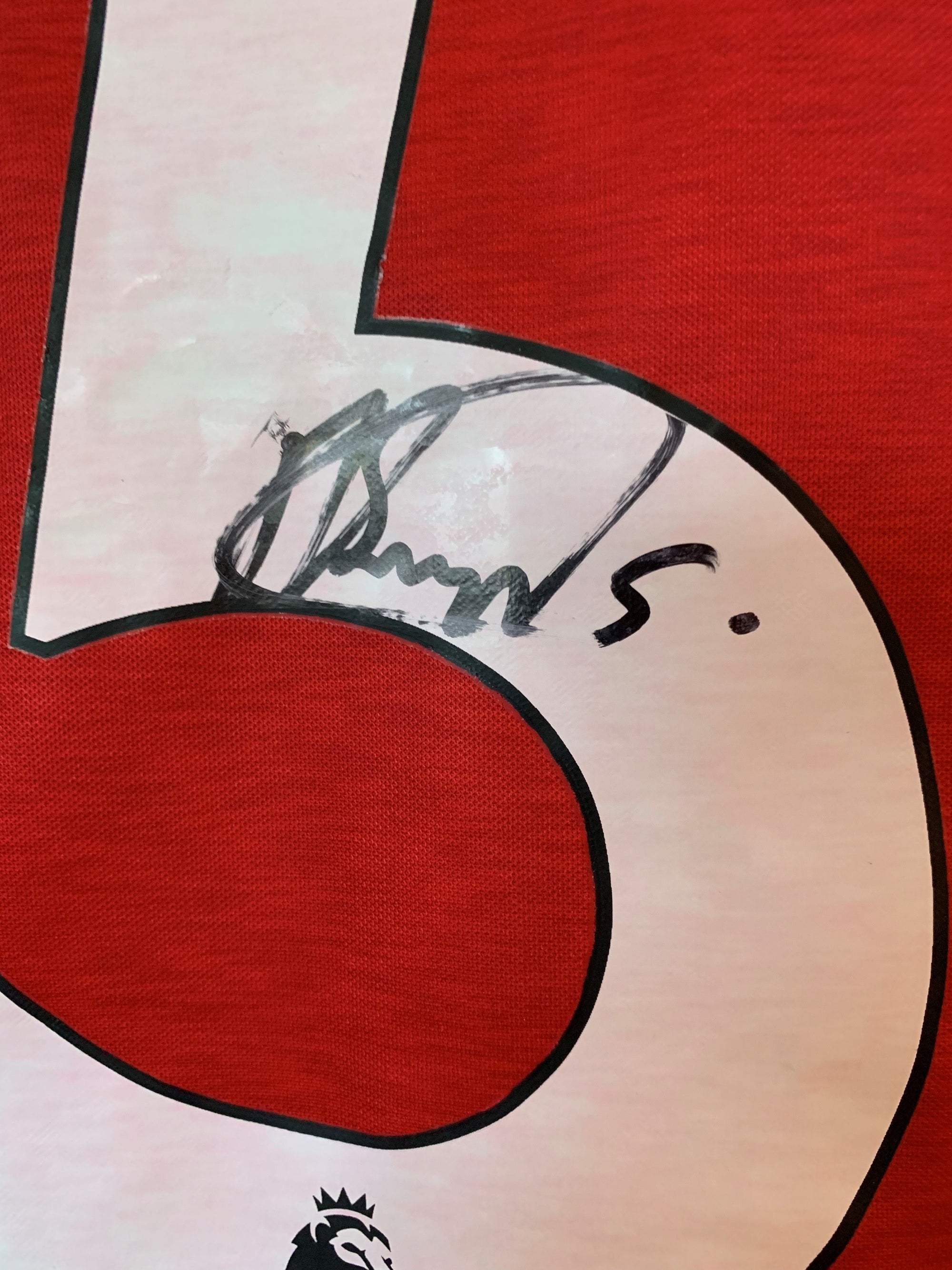 SOKRATIS - SIGNERT DRAKT MED EKTEHETSBEVIS/COA