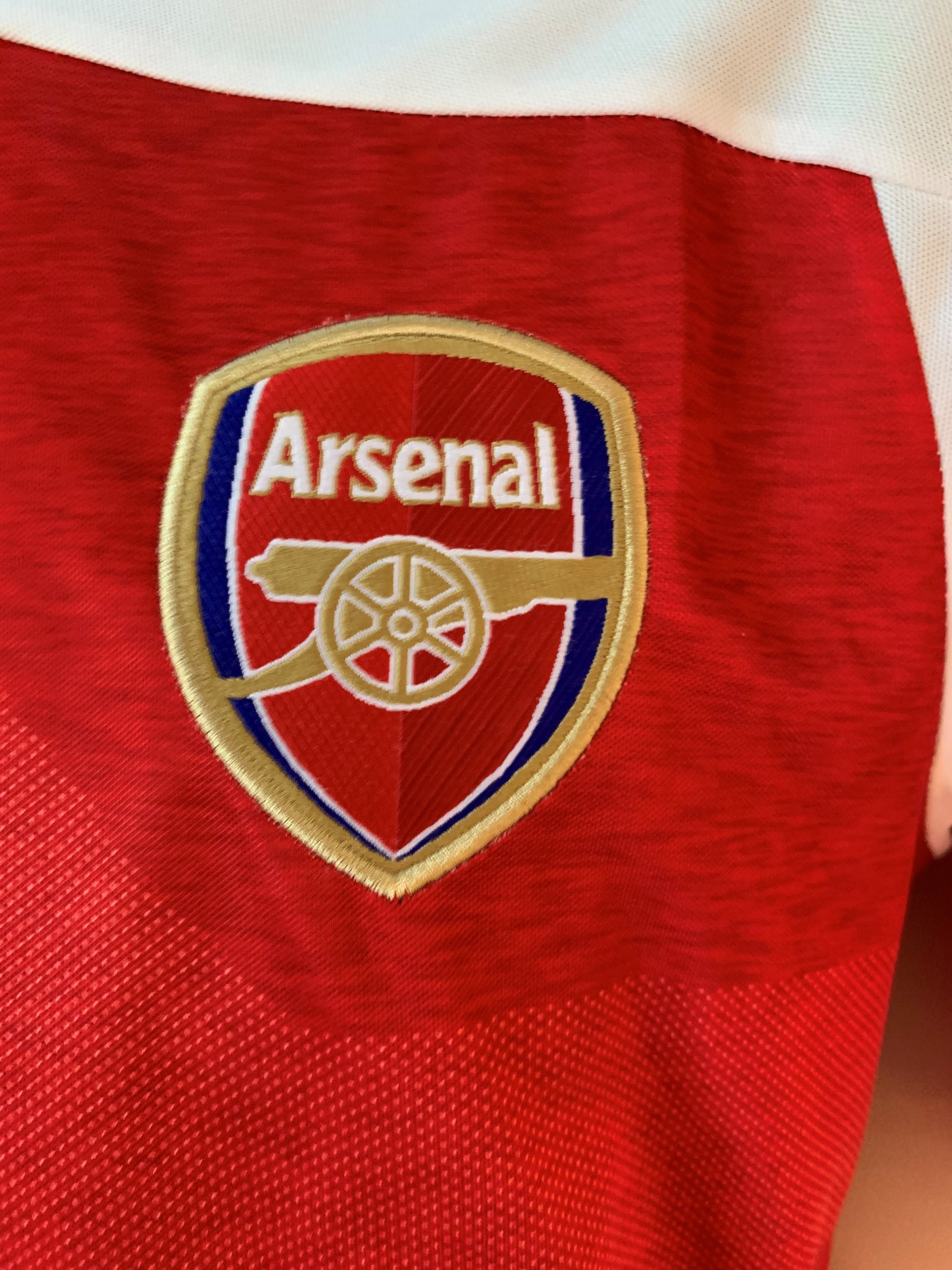 SOKRATIS - SIGNERT DRAKT MED EKTEHETSBEVIS/COA