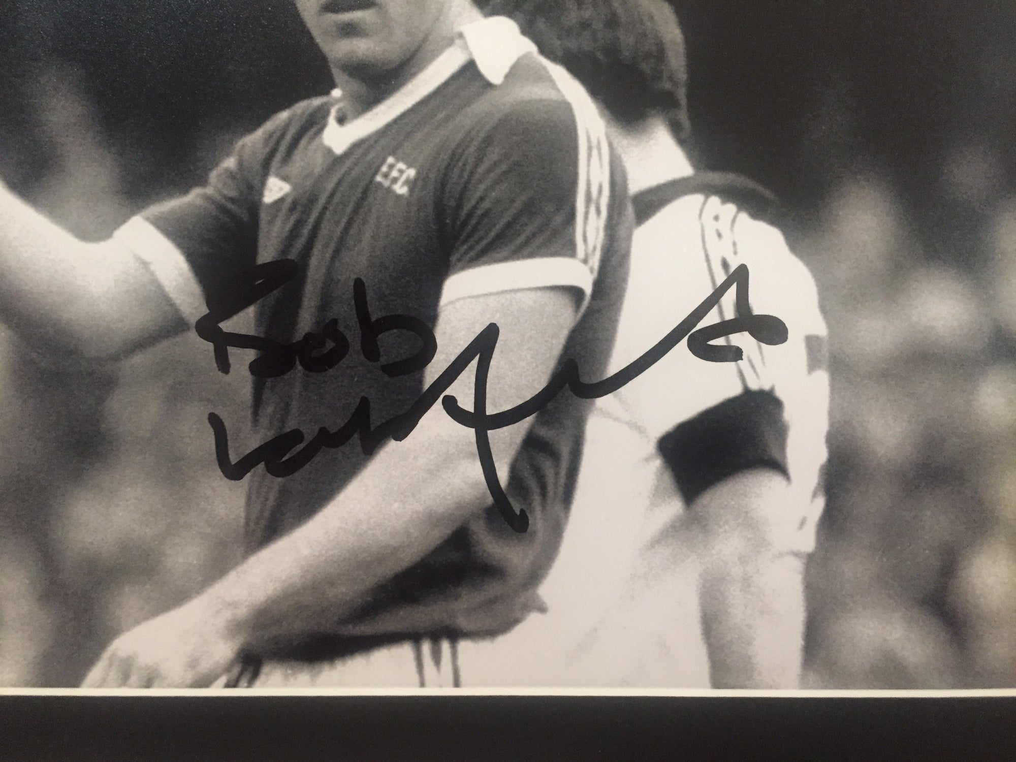 BOB LATCHFORD - SIGNERT BILDE MED EKTEHETSBEVIS/COA