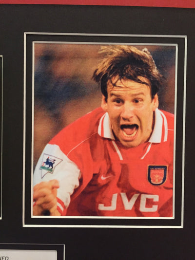 PAUL MERSON - SIGNERT KAPTEINSBIND MED EKTEHETSBEVIS/COA