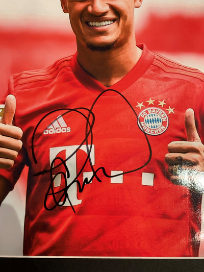 PHILIPPE COUTINHO - SIGNERT BILDE MED EKTEHETSBEVIS/COA