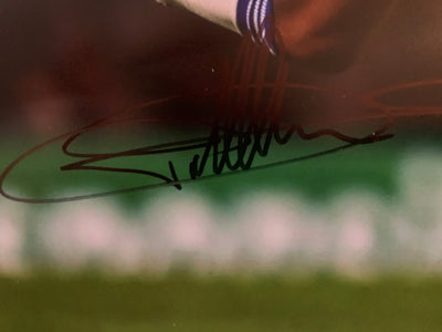 DIDIER DROGBA - SIGNERT BILDE MED EKTEHETSBEVIS/COA