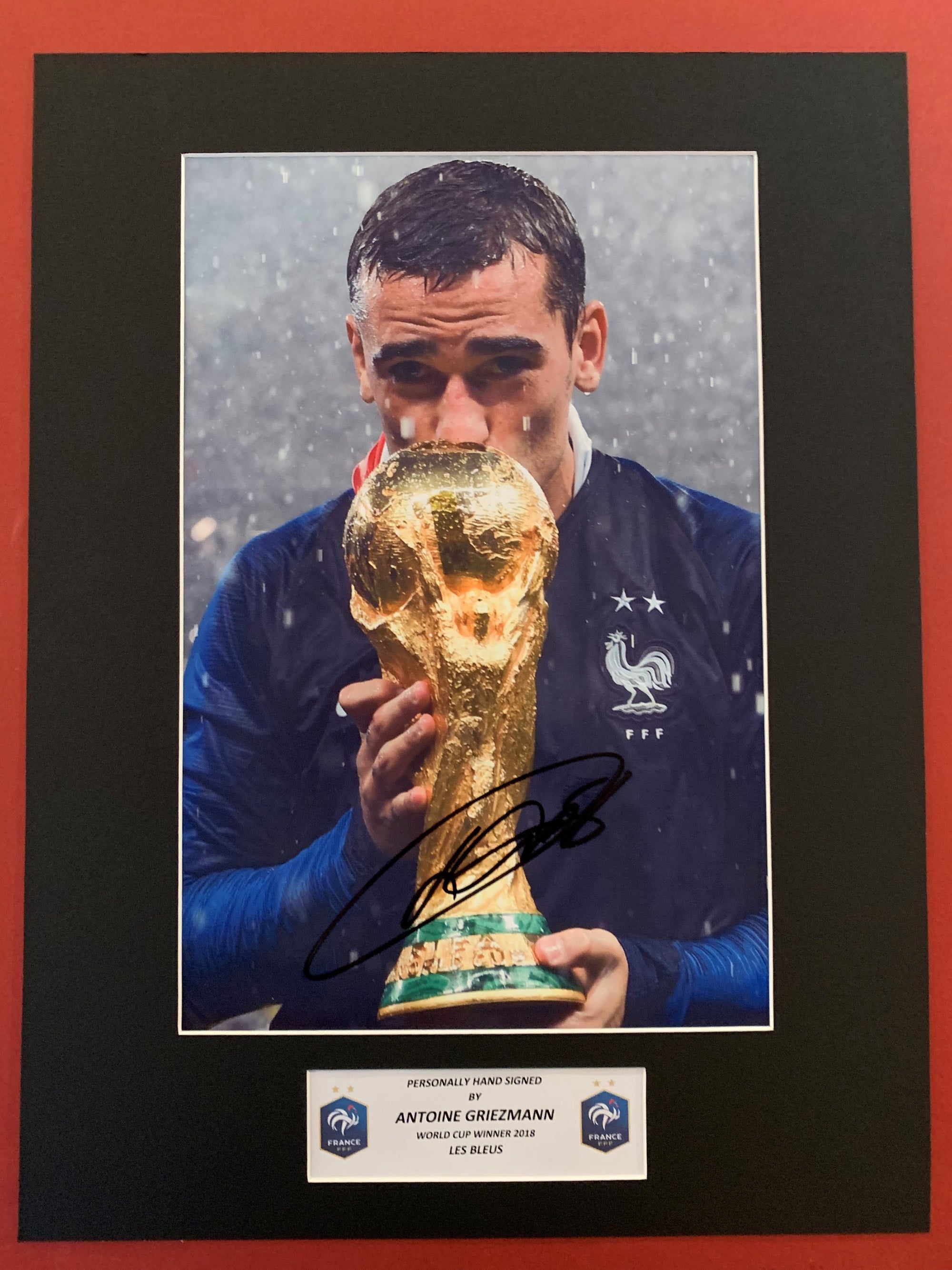 ANTOINE GRIEZMANN - SIGNERT BILDE MED EKTEHETSBEVIS/COA