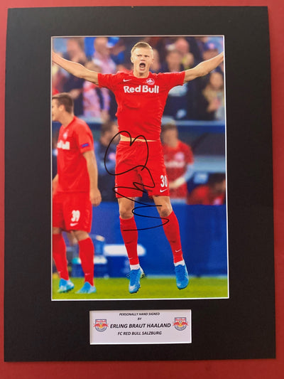 ERLING BRAUT HAALAND - SIGNERT BILDE MED EKTEHETSBEVIS/COA