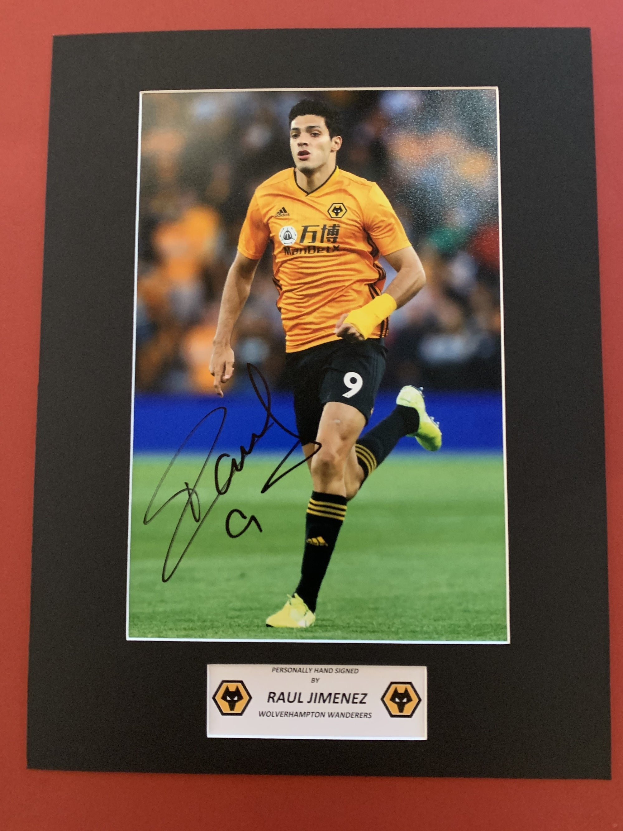 RAUL JIMENEZ - SIGNERT BILDE MED EKTEHETSBEVIS/COA