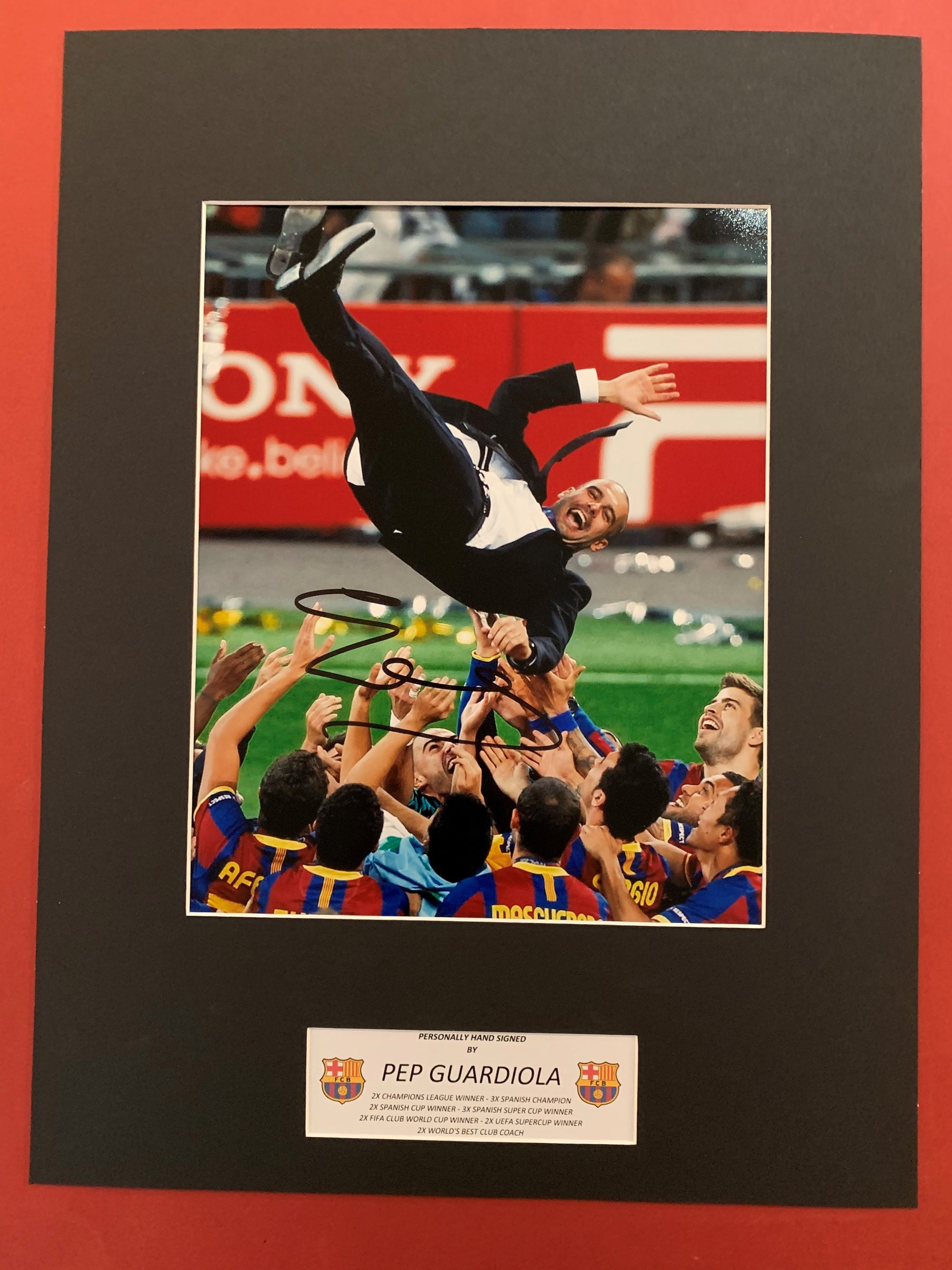 PEP GUARDIOLA - SIGNERT BILDE MED EKTEHETSBEVIS/COA