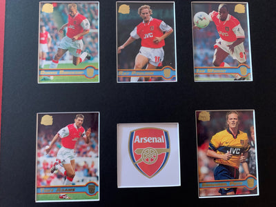 ARSENAL FOTBALLKORTMONTASJE MED 8 KORT FRA MERLIN PREMIER GOLD 1998