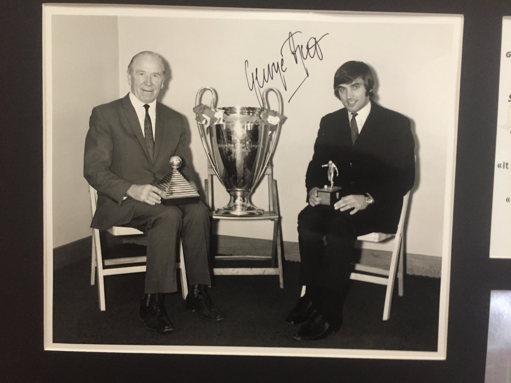 GEORGE BEST - SIGNERT BILDE MED EKTEHETSBEVIS/COA