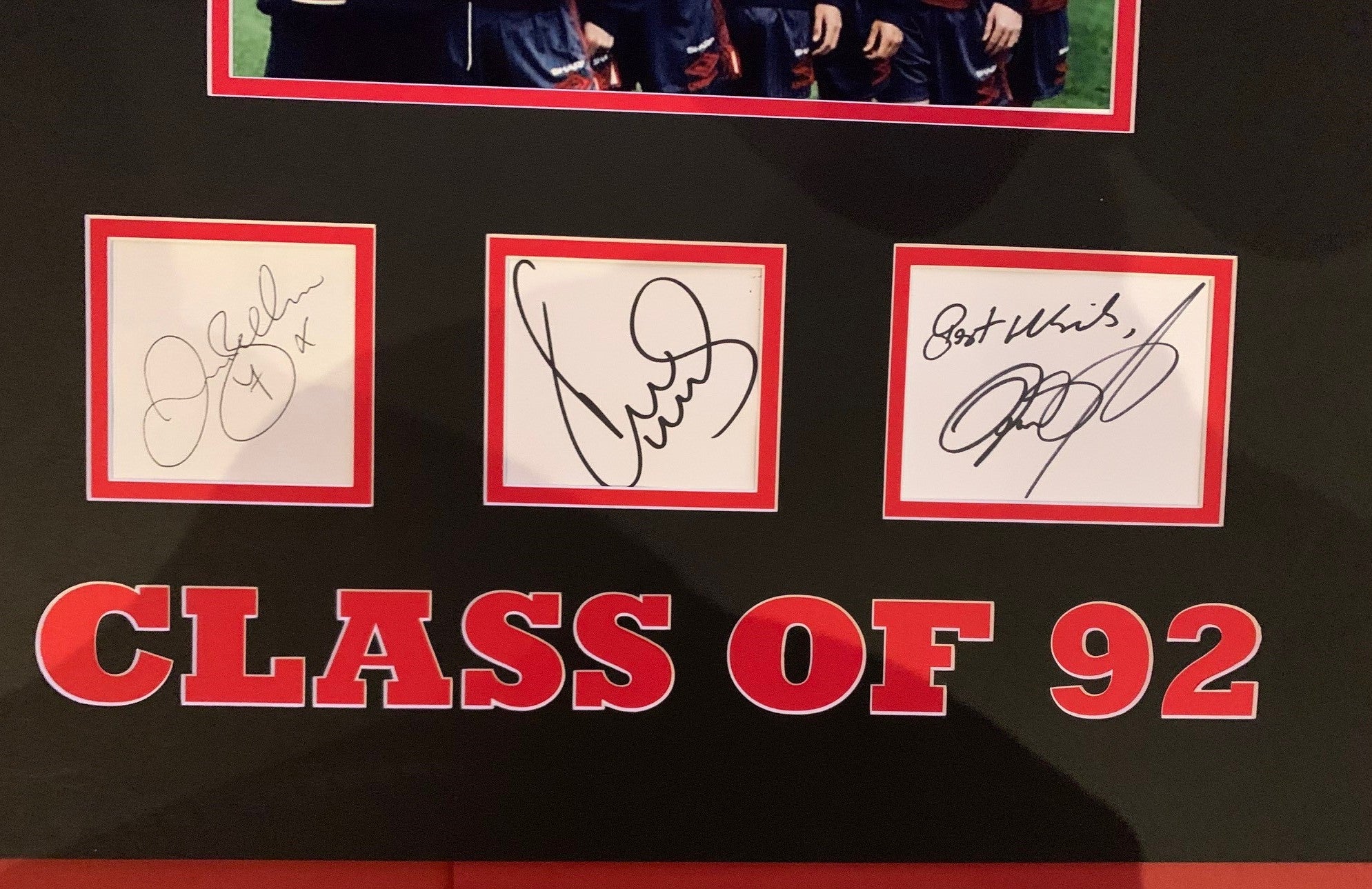 CLASS OF 92 - MULTISIGNERT MONTASJE MED EKTEHETSBEVIS/COA