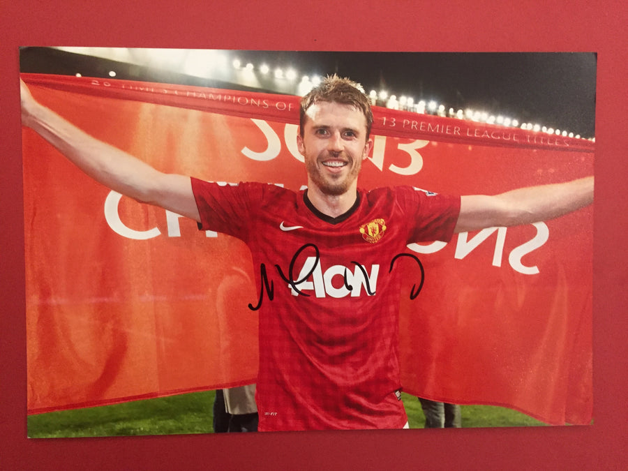 MANCHESTER UNITED - MICHAEL CARRICK - SIGNERT BILDE MED EKTEHETSBEVIS/COA