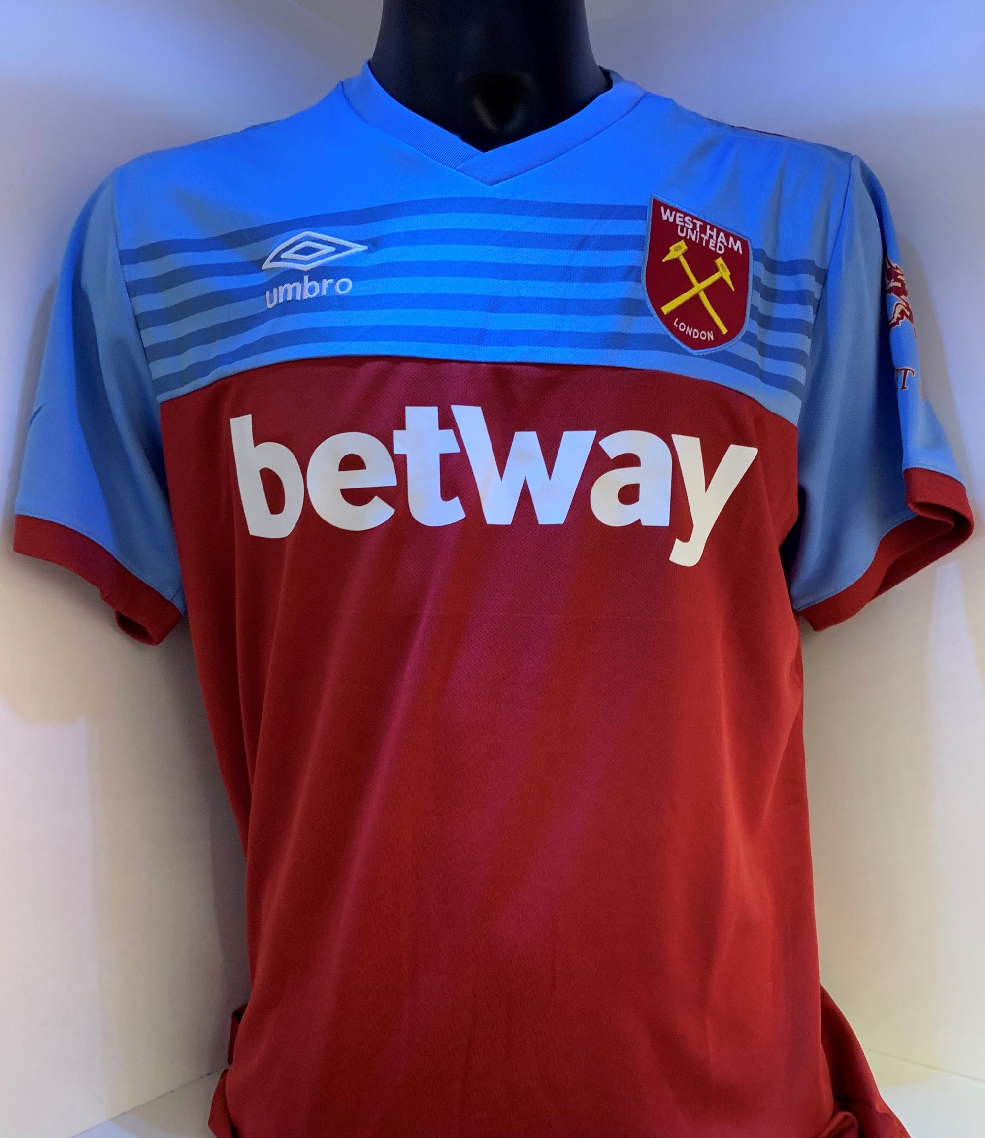 DECLAN RICE - SIGNERT DRAKT MED EKTEHETSBEVIS/COA