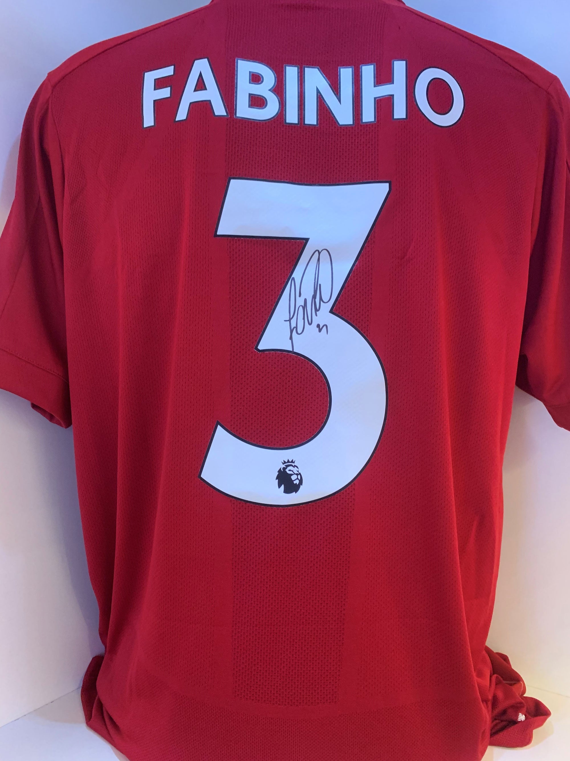 FABINHO - SIGNERT DRAKT MED EKTEHETSBEVIS/COA