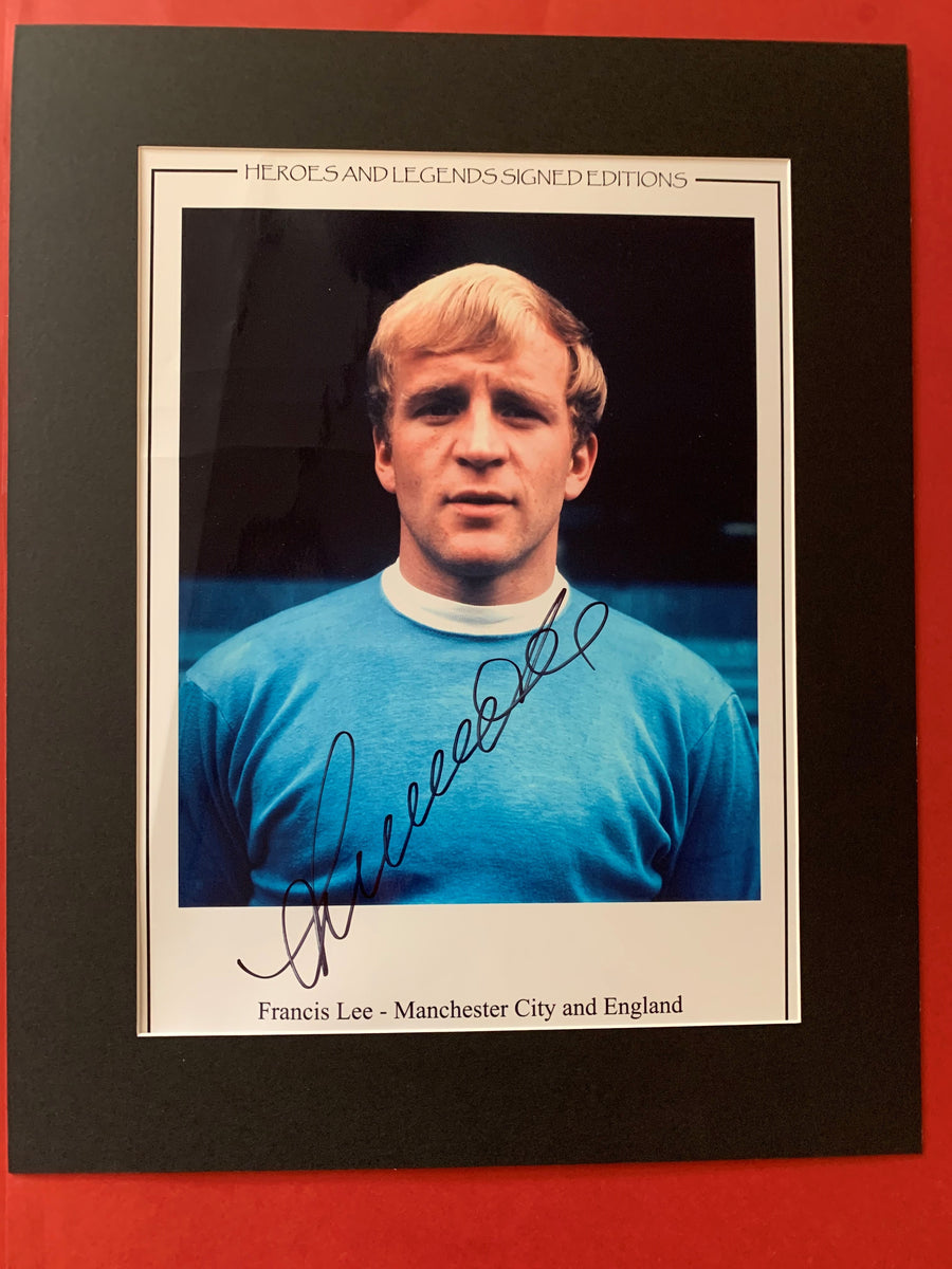MANCHESTER CITY - FRANCIS LEE - SIGNERT BILDE MED EKTEHETSBEVIS/COA