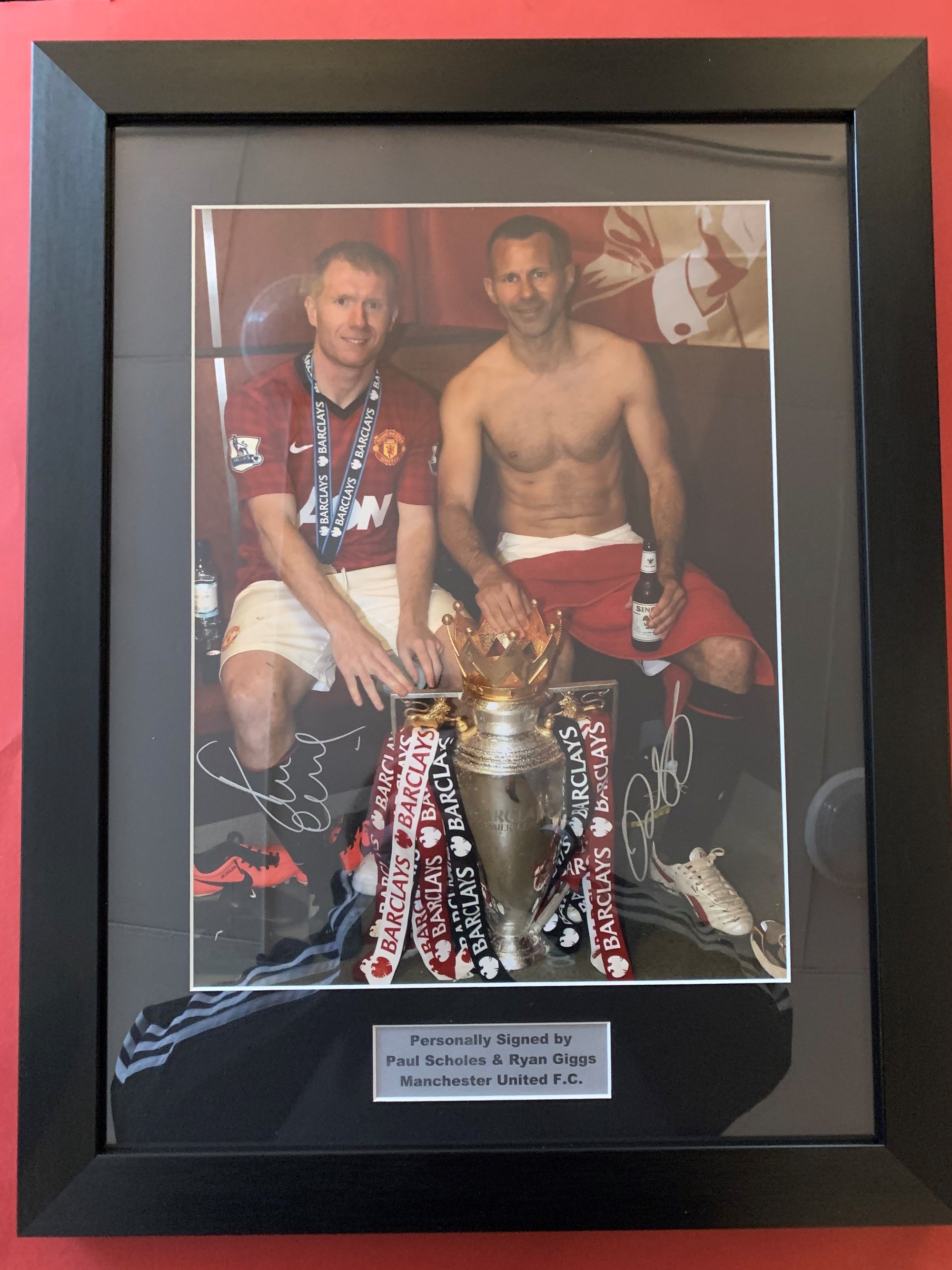 RYAN GIGGS OG PAUL SCHOLES - DOBBELTSIGNERT BILDE MED EKTEHETSBEVIS/COA