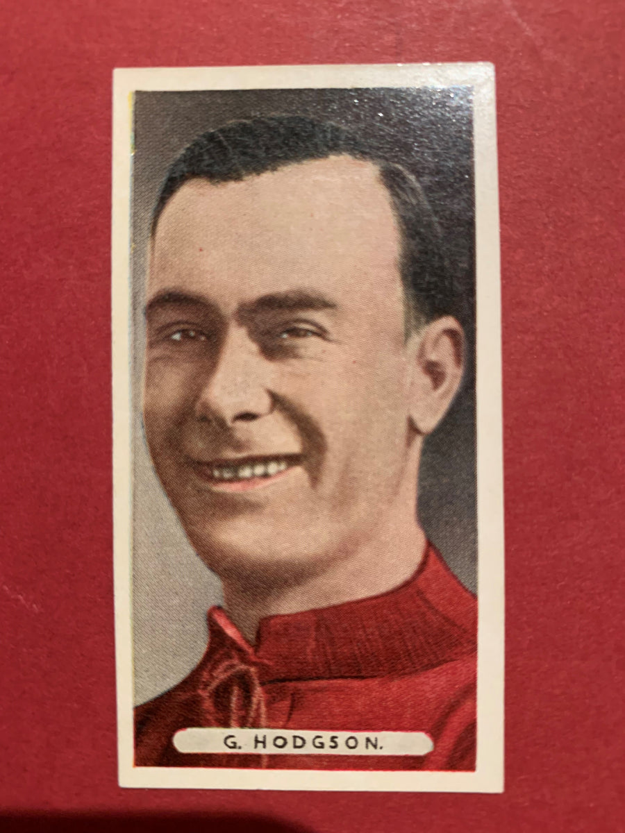 GORDON  HODGSON - LIVERPOOL - ORGINALT FOTBALLKORT FRA 1933