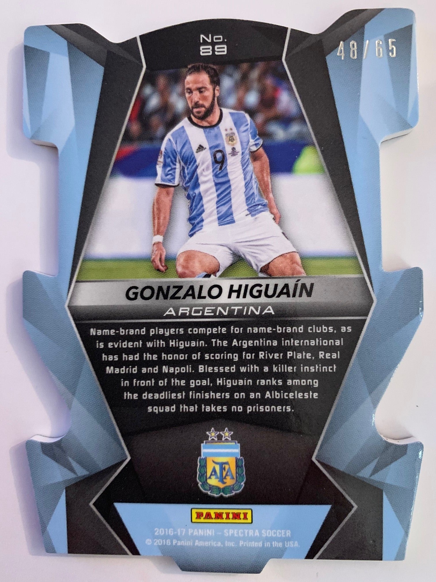 GONZALO HIGUAIN - ARGENTINA - PANINI SPECTRA - RED - DIE-CUT #65