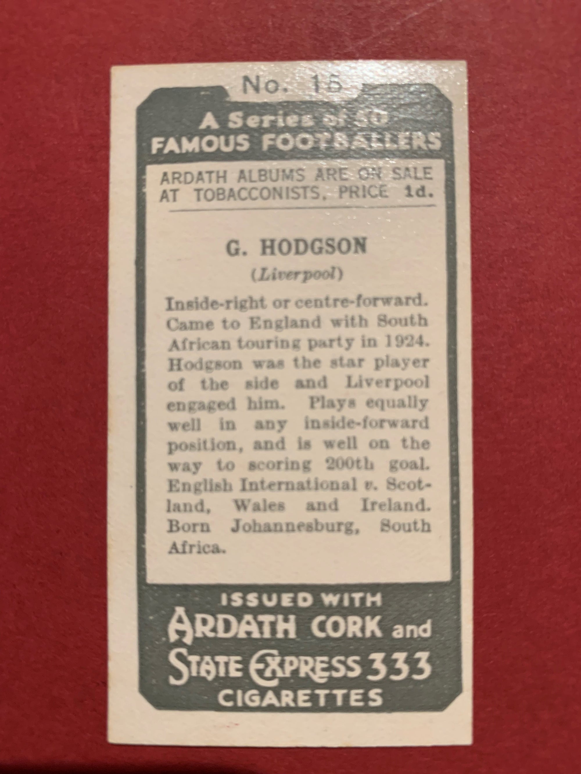 GORDON  HODGSON - LIVERPOOL - ORGINALT FOTBALLKORT FRA 1933