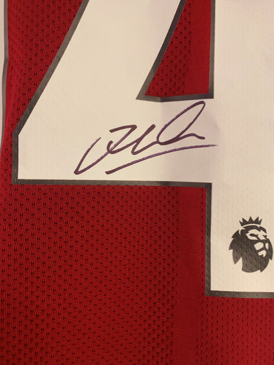 JORDAN HENDERSON - SIGNERT DRAKT MED EKTEHETSBEVIS/COA