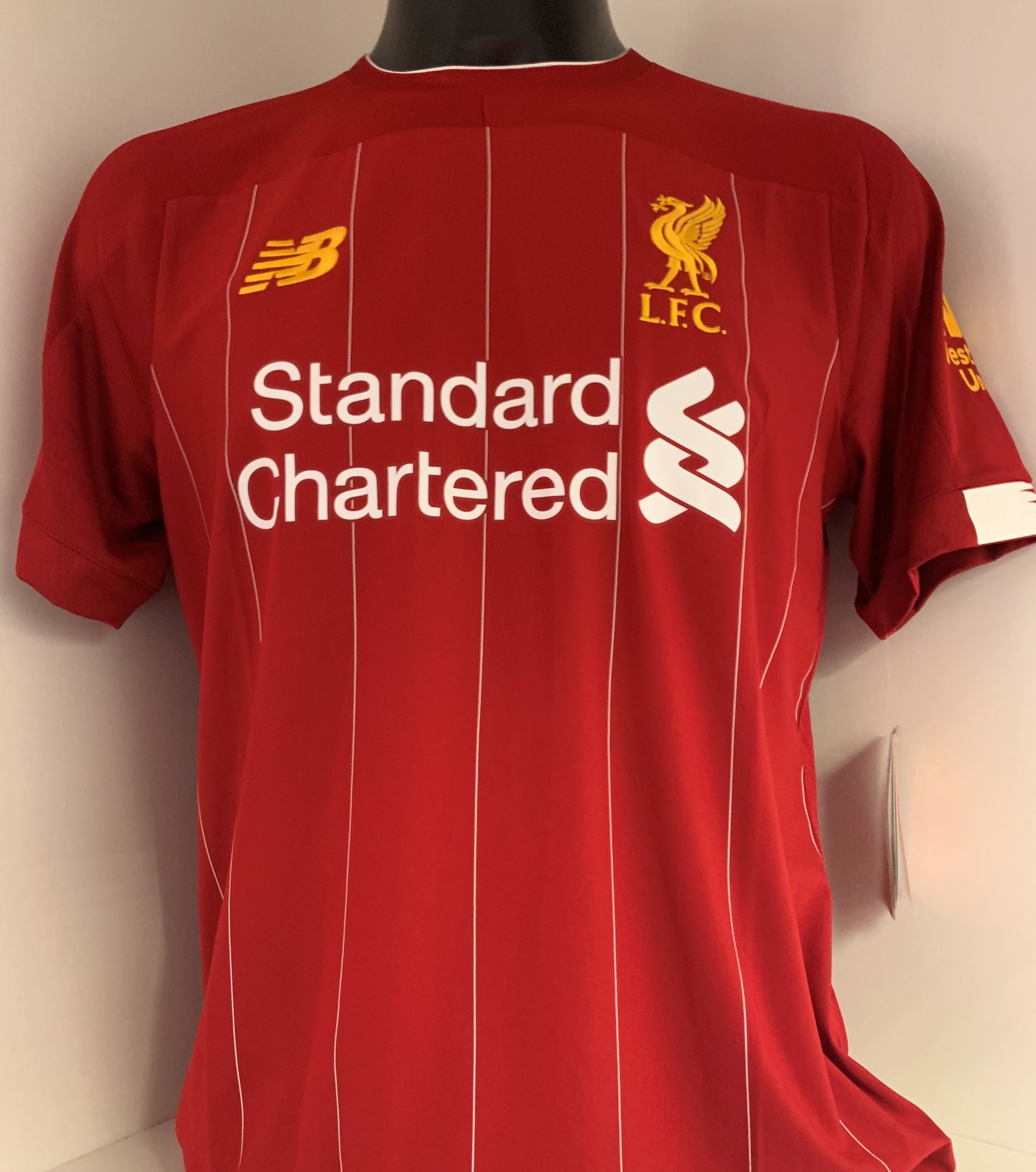 JORDAN HENDERSON - SIGNERT DRAKT MED EKTEHETSBEVIS/COA