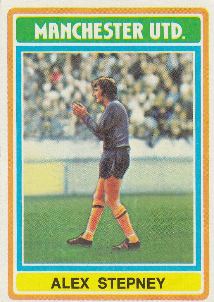 330. Alex Stepney - Manchester United
