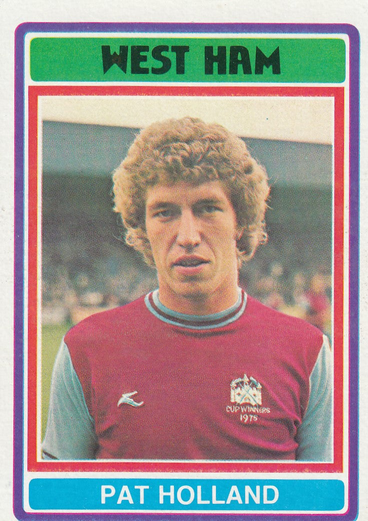 029 Pat Holland - West Ham