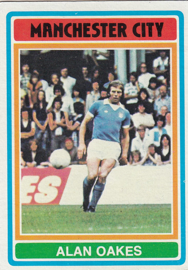 073 Alan Oakes - Manchester City