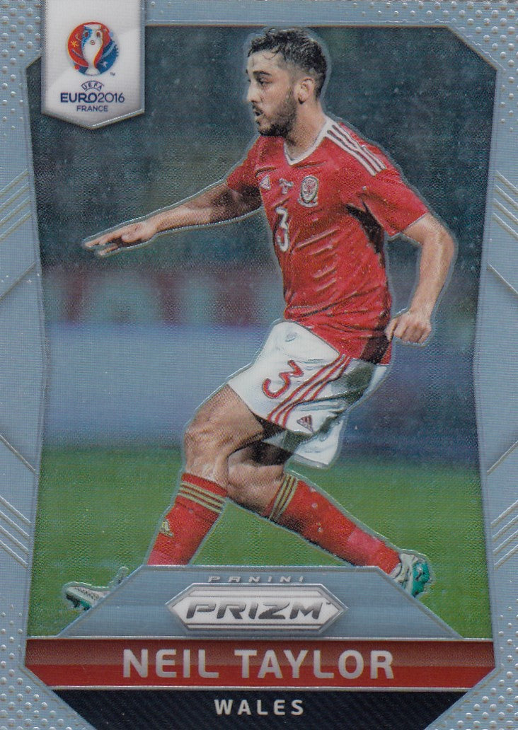 125. NEIL TAYLOR - WALES - SILVER PRIZM