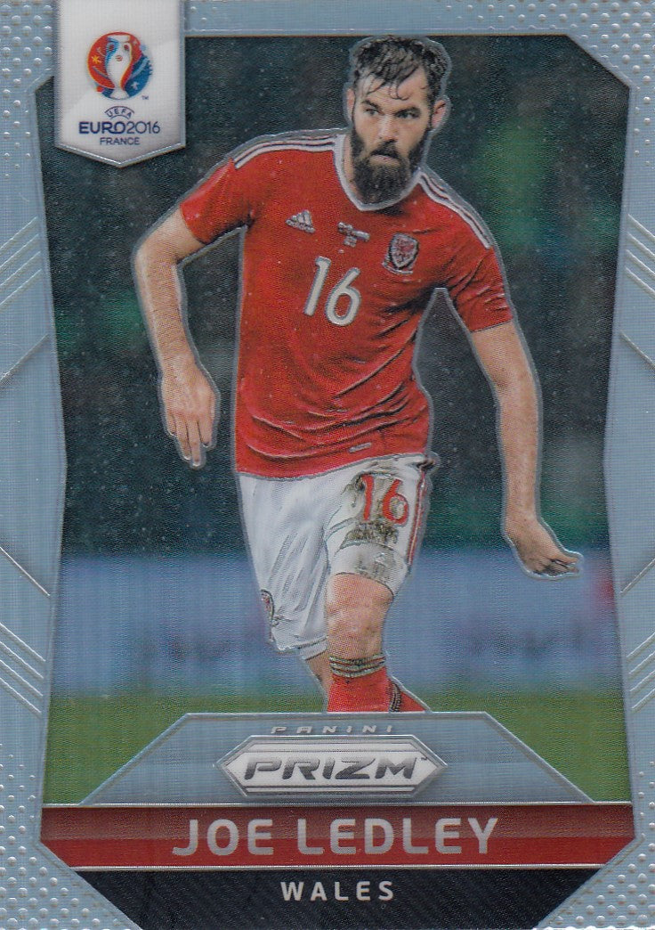 124. JOE LEDLEY - WALES - SILVER PRIZM
