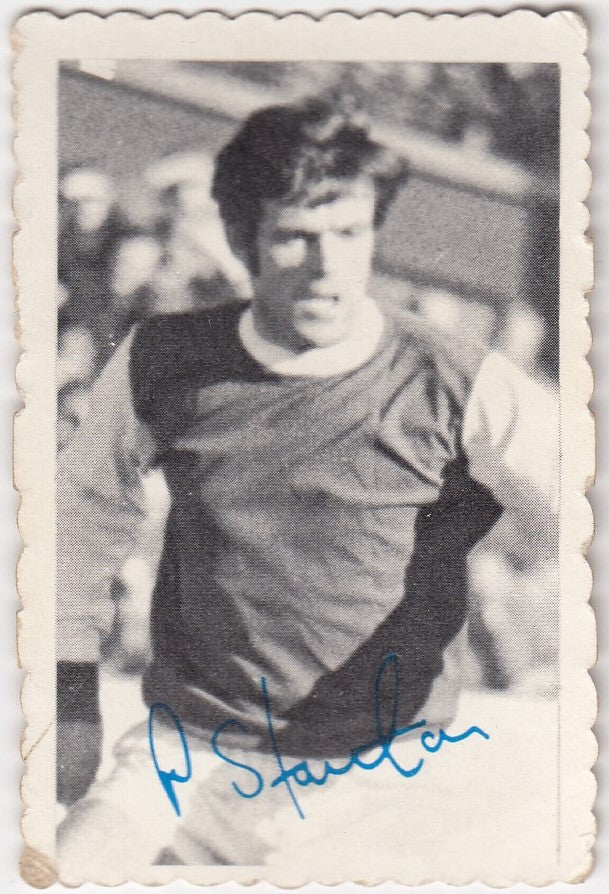 026. PAT STANTON - HIBERNIAN
