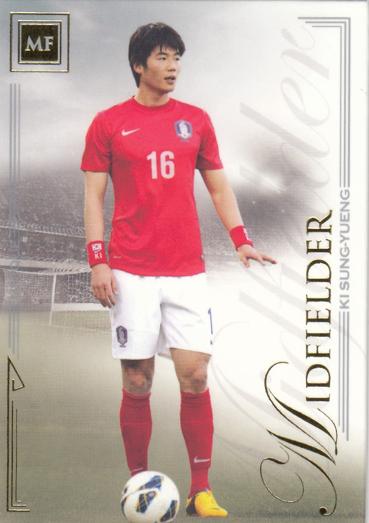 061. KI SUNG-YUENG - KOREA REPUBLIC - MIDFIELDER