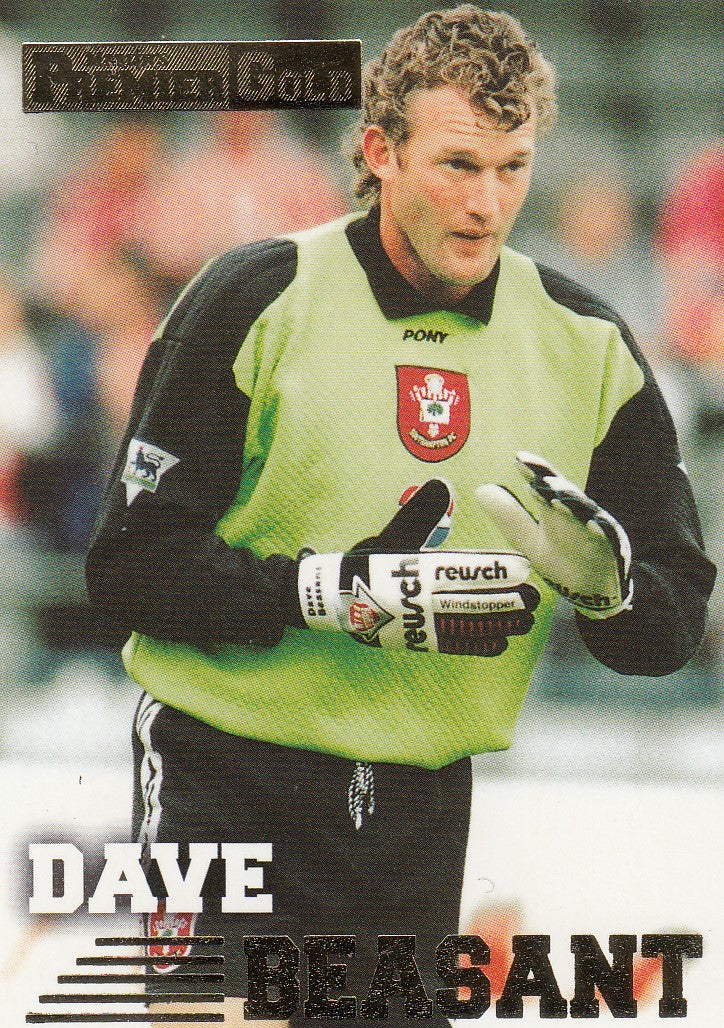 129. DAVE BEASANT - SOUTHAMPTON