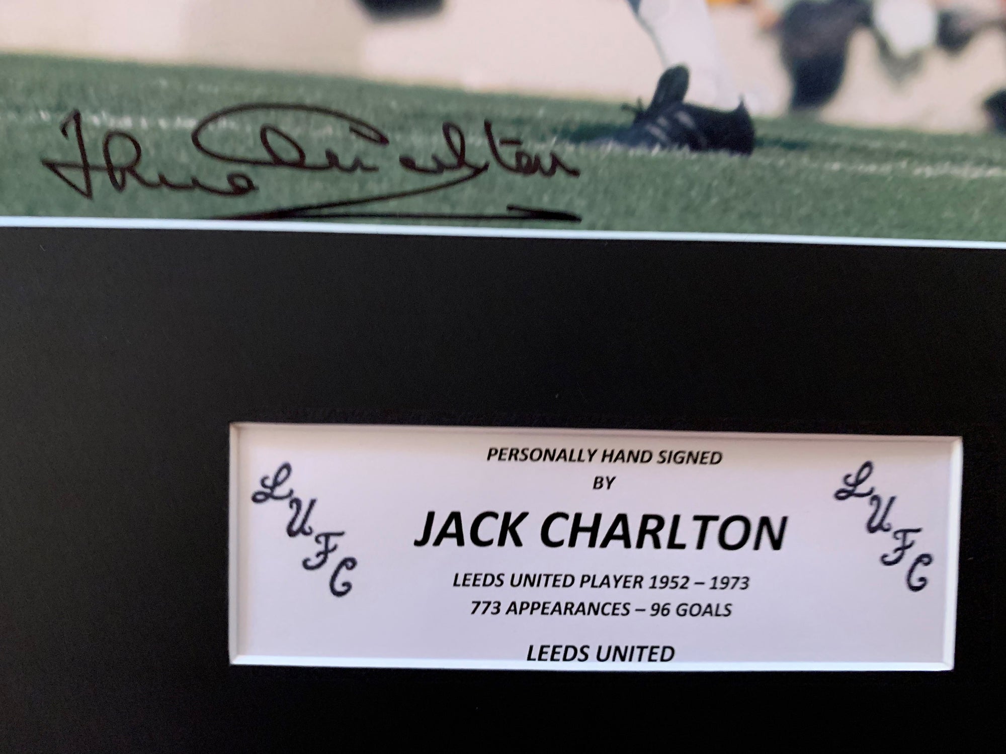 JACK CHARLTON - SIGNERT BILDE MED EKTEHETSBEVIS/COA