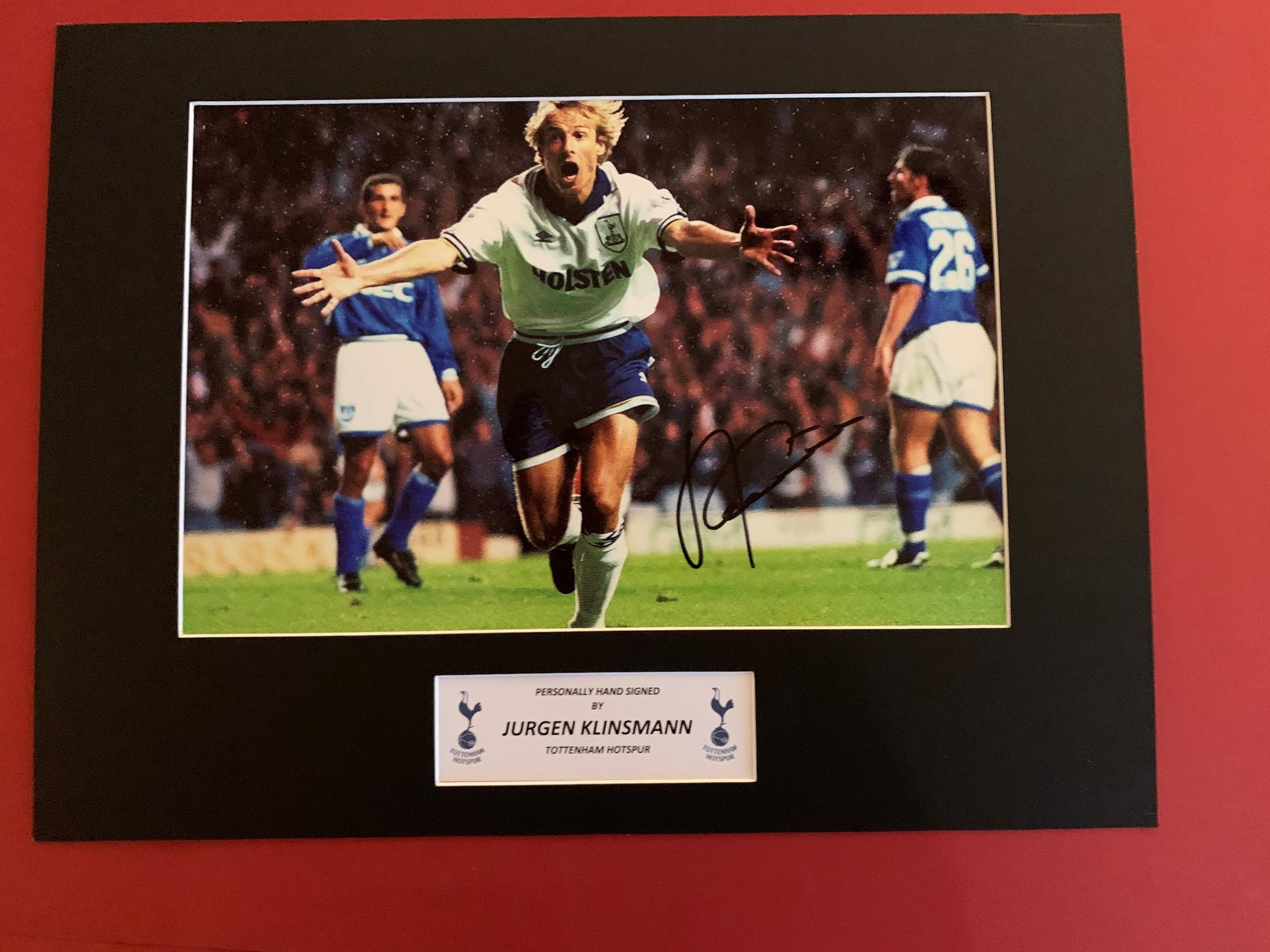 TOTTENHAM - JURGEN KLINSMANN - SIGNERT BILDE MED EKTEHETSBEVIS/COA