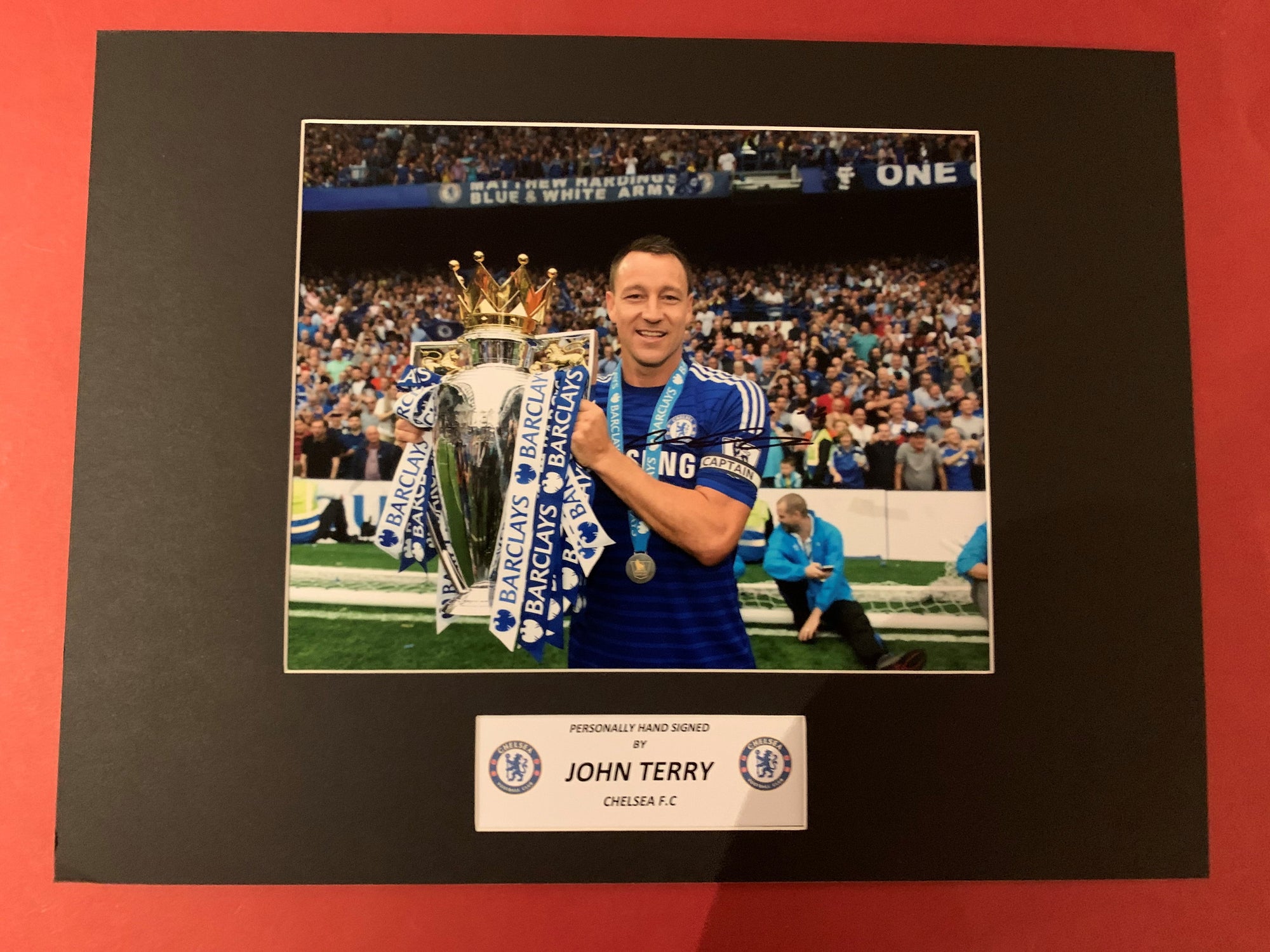 JOHN TERRY - SIGNERT BILDE MED EKTEHETSGARANTI/COA