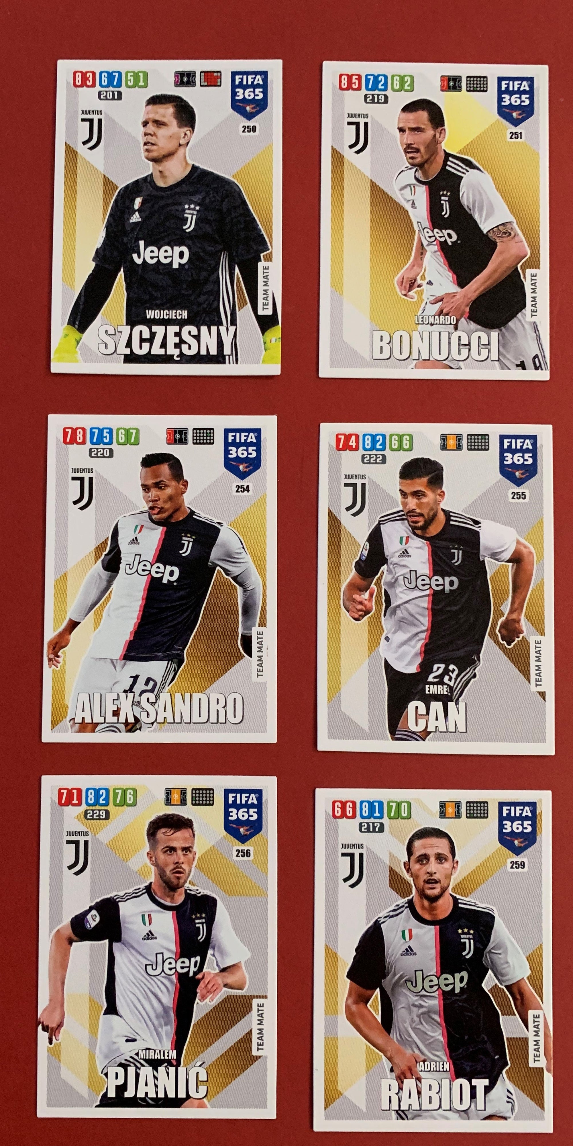 000. JUVENTUS - KOMPLETT SETT TEAM MATES PANINI FIFA 365 ADRENALYN 2020