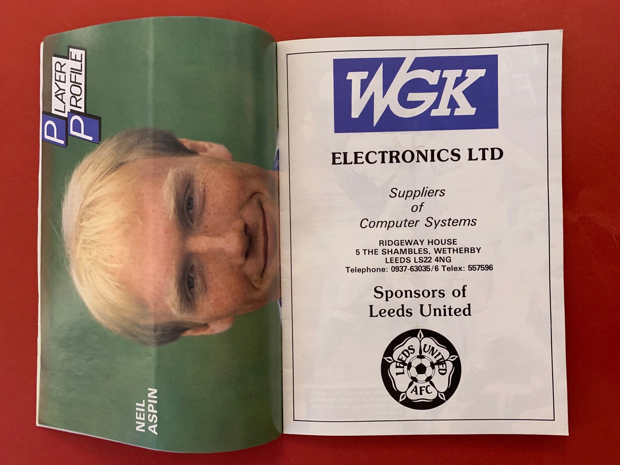 1984-27.8 - LEEDS UNITED VS FULHAM