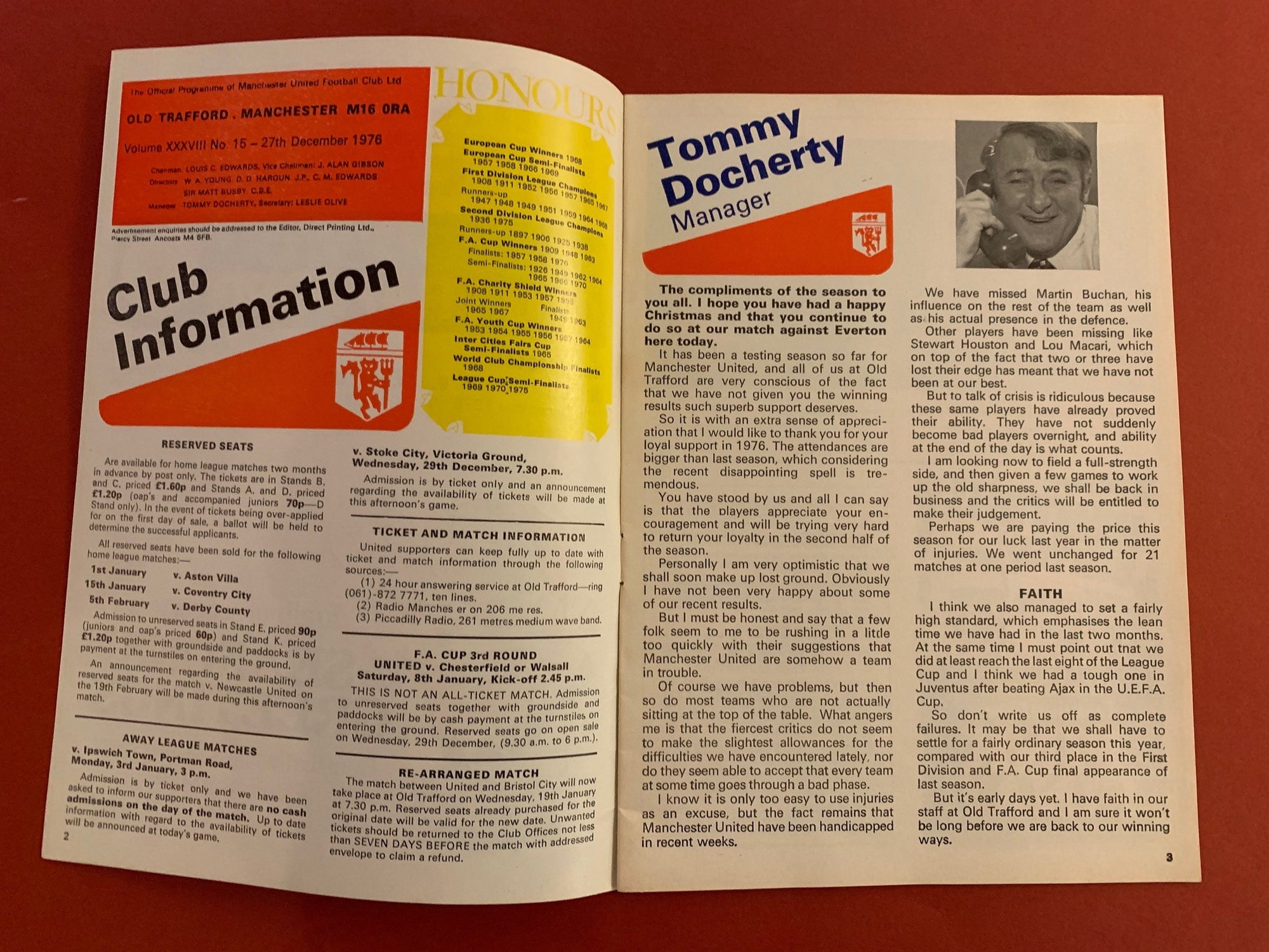 1976-27.12 - MANCHESTER UNITED VS EVERTON