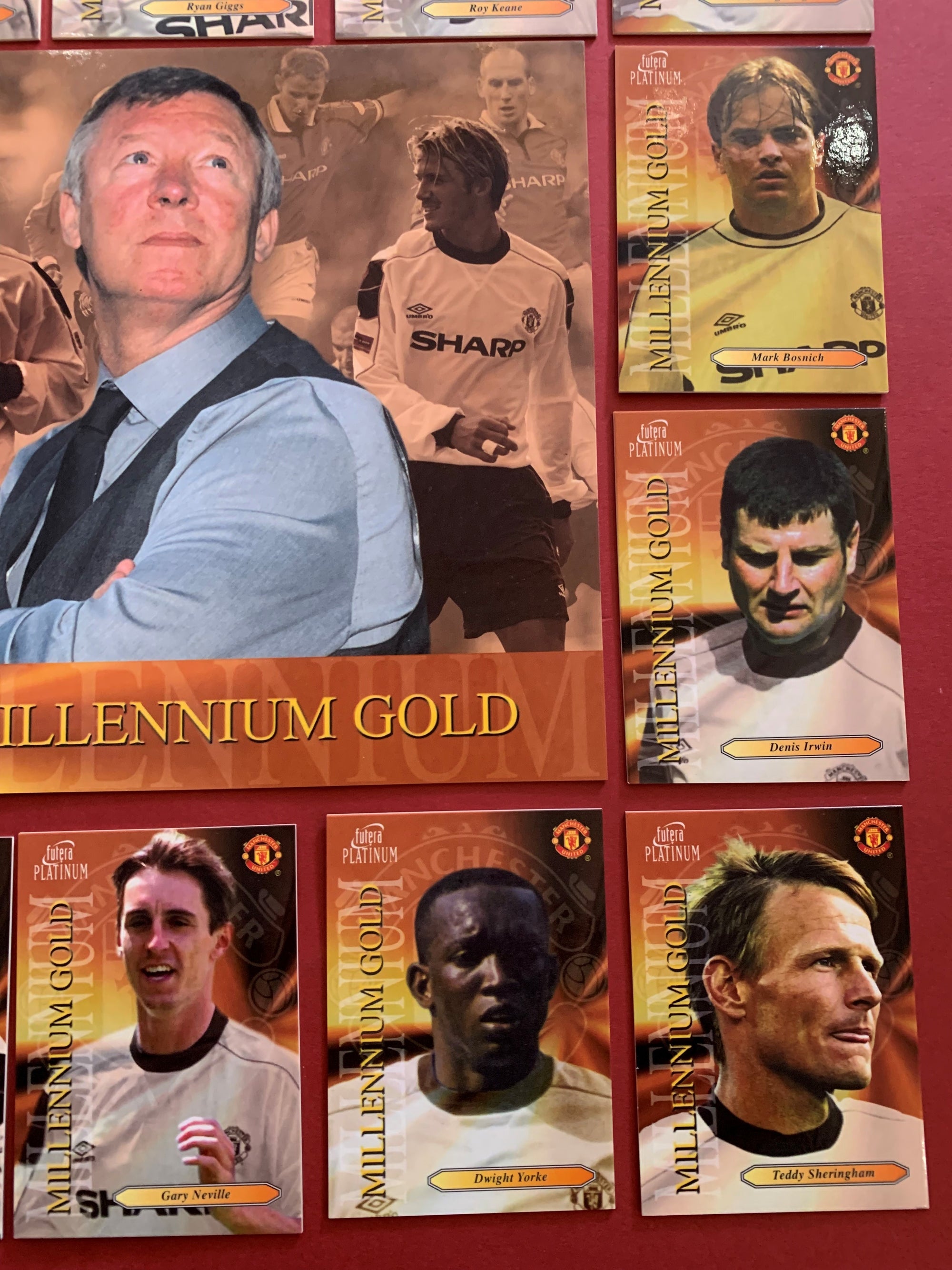 000. MANCHESTER UNITED - FUTERA PLATINUM 2000 - MILLENNIUM GOLD