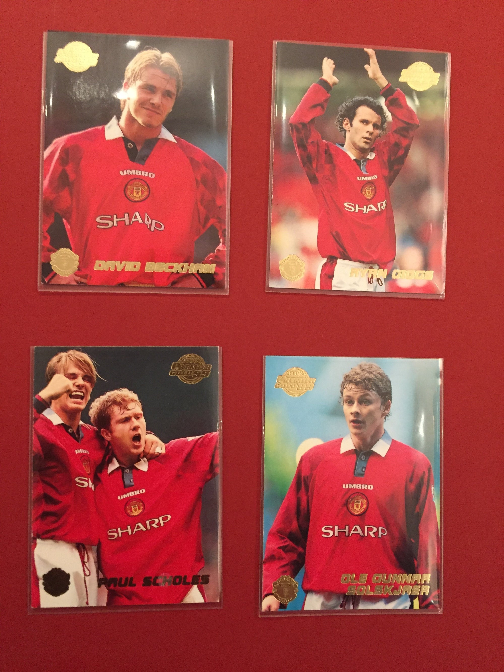MANCHESTER UNITED PREMIER GOLD 1999 FOTBALLKORT